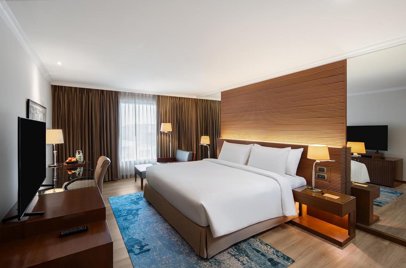 Dusit Princess Srinakarin 4* Бангкок